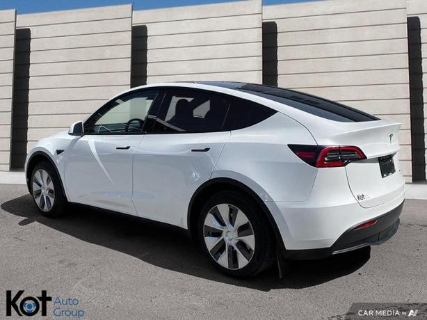 2023 Tesla Model Y Long Range image 4