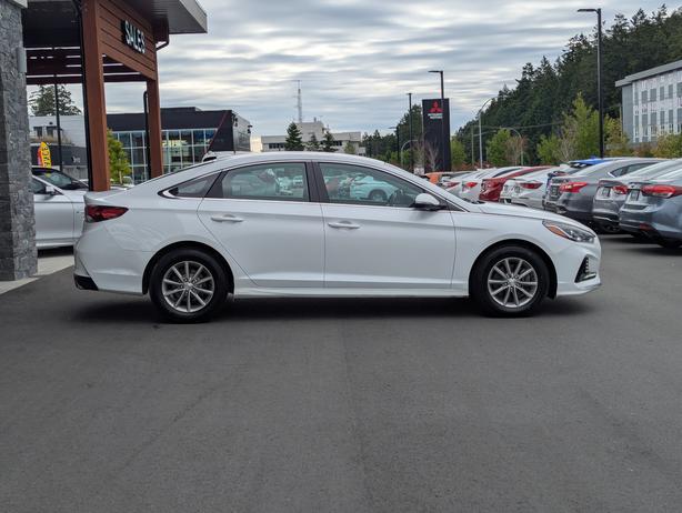 2019 Hyundai Sonata Essential - Heated Seats, Apple CarPlay/A.A. image 5