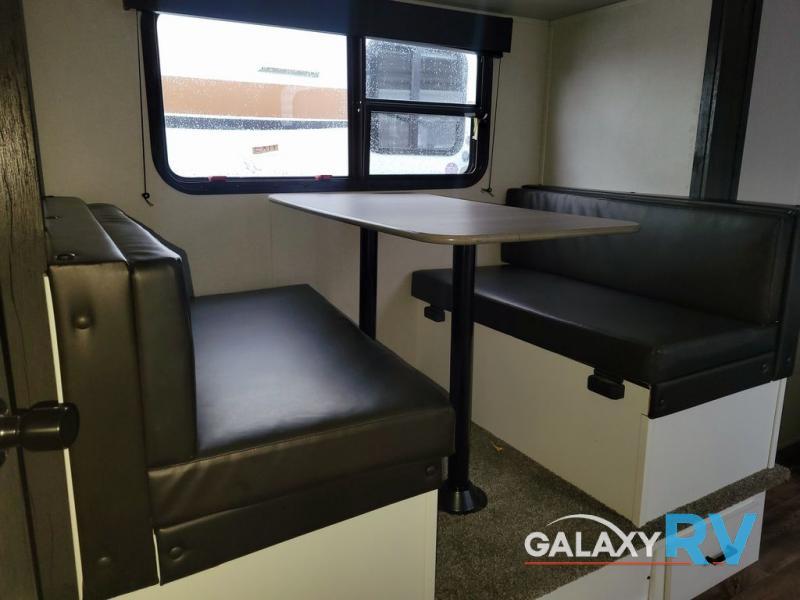 Used 2021 Keystone RV Hideout Single Axle 179RB display photo