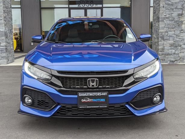 2018 Honda Civic Touring - Sunroof, NAV, Heated Seats, Automatic image 3