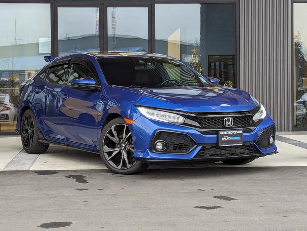 2018 Honda Civic Touring - Sunroof, NAV, Heated Seats, Automatic image 4