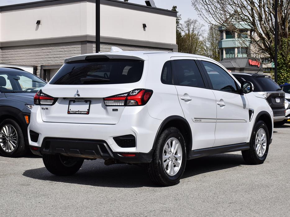 2024 Mitsubishi RVR SE AWC - Heated Seats, Apple Carplay/Android Auto display photo