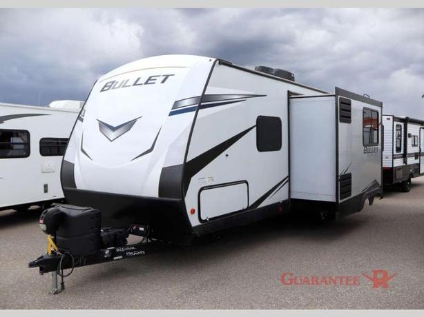 Used 2023 Keystone RV Bullet 250BHSWE image 3