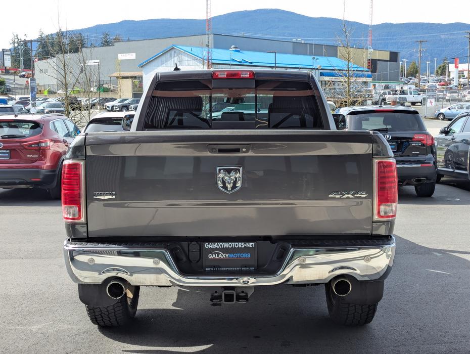 2018 Ram 1500 Laramie - 5.7L V8, Crew Cab, Mid Bed, 4x4 display photo
