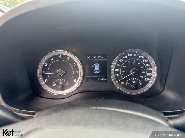 2021 Hyundai Venue Preferred APPLE CARPLAY! LANE KEEP ASSIST! NO ACCIDENT! image 7
