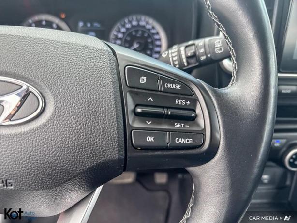2021 Hyundai Venue Preferred APPLE CARPLAY! LANE KEEP ASSIST! NO ACCIDENT! image 8