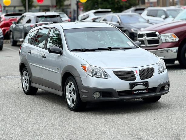 2005 Pontiac Vibe - Air Conditioning, Power Windows, Power Locks image 3