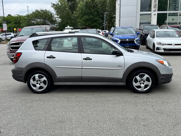 2005 Pontiac Vibe - Air Conditioning, Power Windows, Power Locks image 4