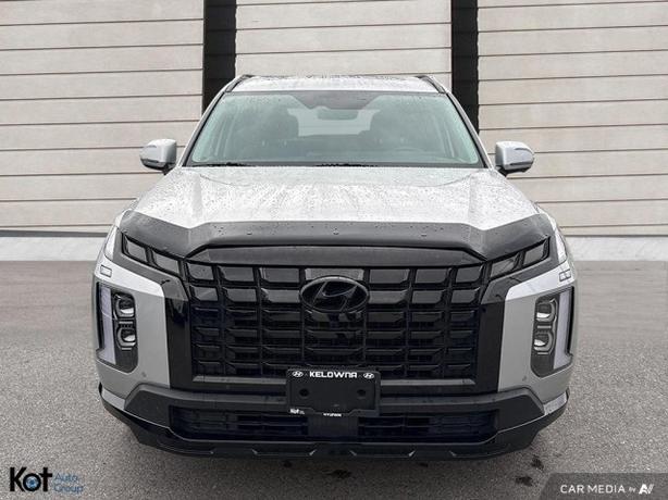 2024 Hyundai Palisade Urban WINTER TIRES ON RIMS INCLUDED! demo image 2