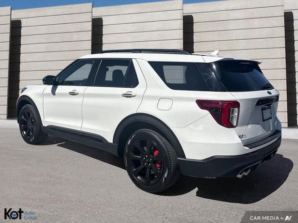2023 Ford Explorer ST LEATHER! HEATED AND COOLED SEATS ! NO ACCIDENT! ONE OWNER! image 4