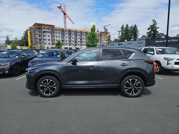 2024 Mazda CX-5 GS AWD | One Owner! image 3