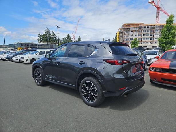 2024 Mazda CX-5 GS AWD | One Owner! image 4