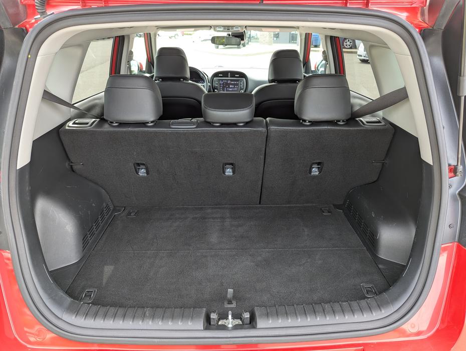 2022 Kia Soul EX - Sunroof, Heated Seats, Apple CarPlay/AA display photo