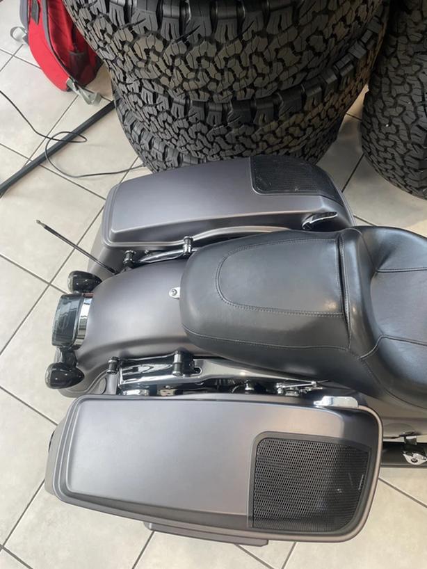 2017 HARLEY DAVIDSON STREETGLIDE image 4