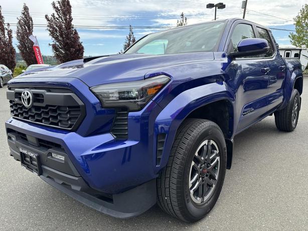 2024 Toyota Tacoma image 3