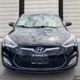 2016 Hyundai Veloster SE thumbnail image 2