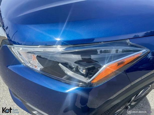 2019 NISSAN KICKS image 8