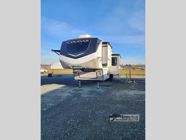 Used 2022 Keystone RV Cougar 364BHL image 3