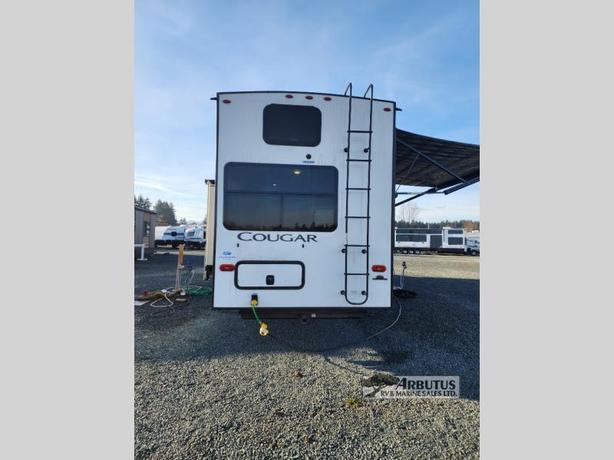 Used 2022 Keystone RV Cougar 364BHL image 5