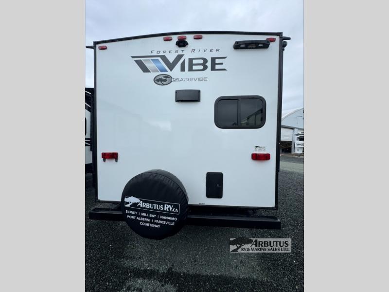 Used 2024 Forest River RV Vibe 25KR display photo