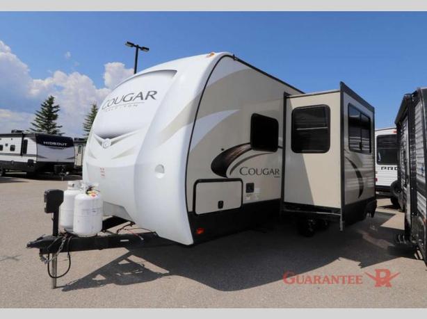 Used 2018 Keystone RV Cougar Half-Ton Series 22RBSWE image 3