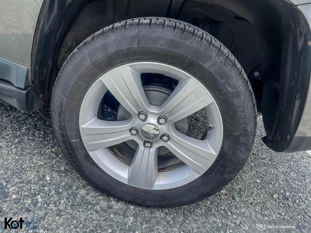 2011 JEEP COMPASS image 6