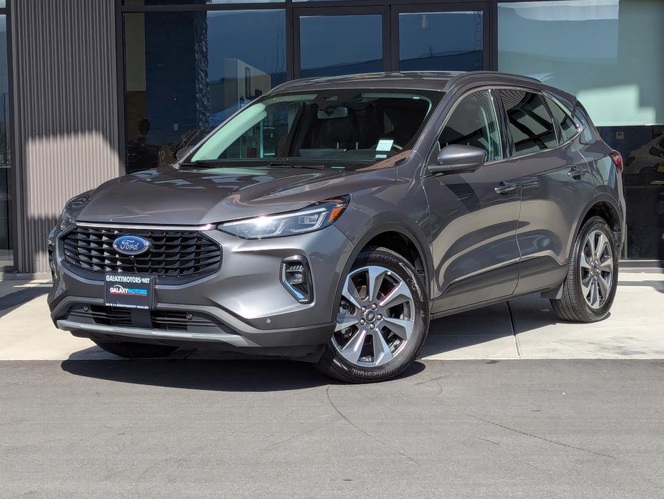 2023 Ford Escape Platinum - No Accidents, Heated Seats, AWD display photo