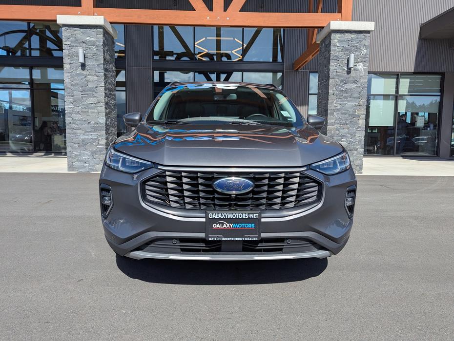 2023 Ford Escape Platinum - No Accidents, Heated Seats, AWD display photo