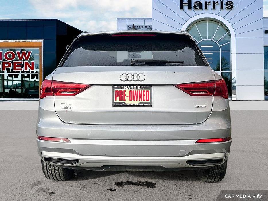 2021 Audi Q3 Komfort | Bluetooth | Back-up Camera! display photo