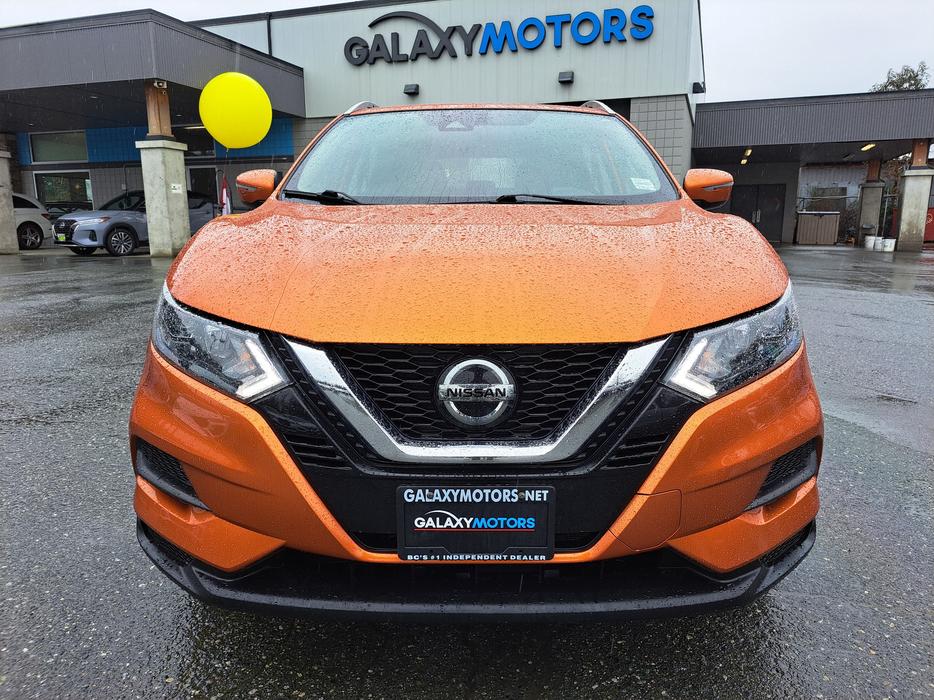 2023 Nissan Qashqai SV - Heated Seats, Heated Wheel, Moonroof display photo