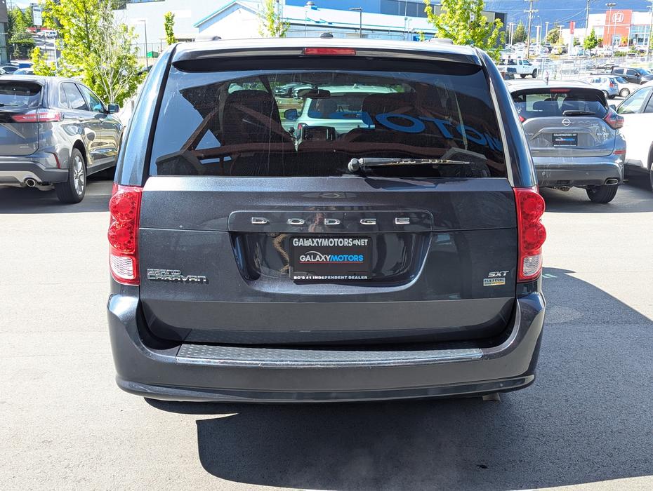 2014 Dodge Grand Caravan SXT - No Accidents, DVD Player, 3-Zone Climate display photo