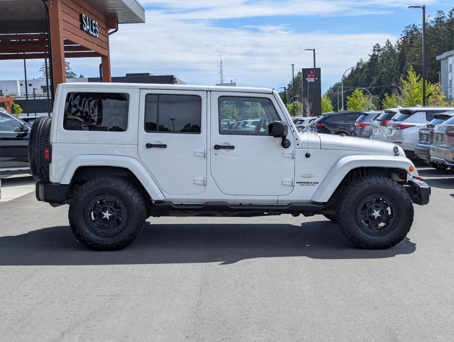 2014 Jeep Wrangler Unlimited - No Accidents, Automatic, Heated Seats display photo