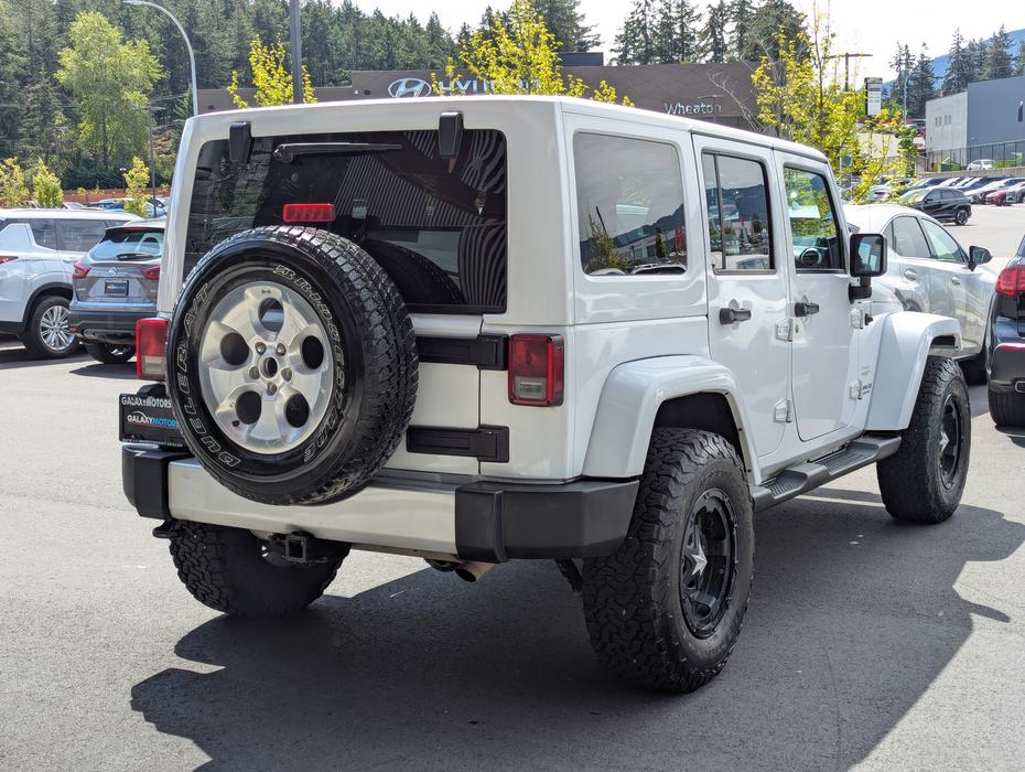 2014 Jeep Wrangler Unlimited - No Accidents, Automatic, Heated Seats display photo