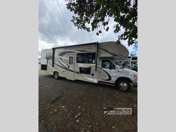 Used 2018 Thor Motor Coach Chateau 28Z image 1