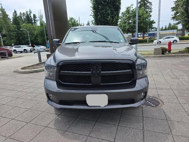 2021 RAM 1500 Classic Express 4x4 Quad Cab 6'4 Box | Bluetooth Connection | Back image 3