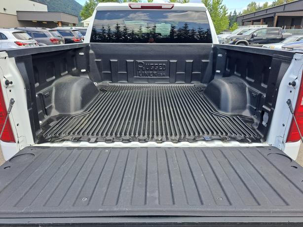 2023 Chevrolet Silverado 1500 LT1 image 8