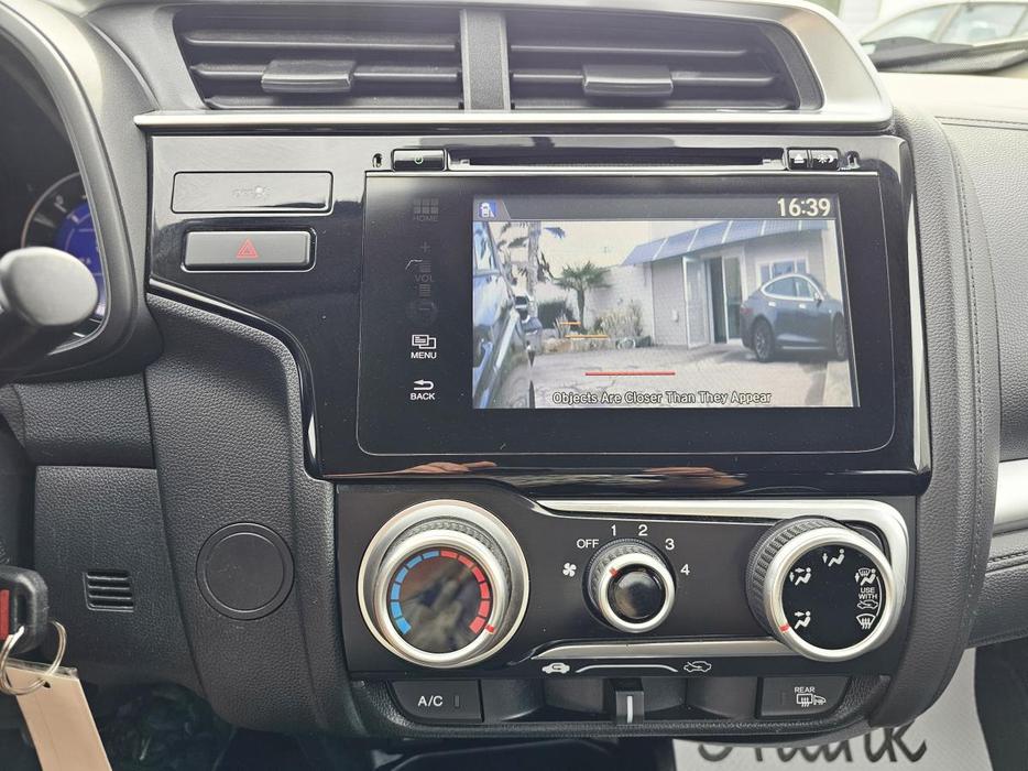 2016 Honda Fit EX Manual display photo