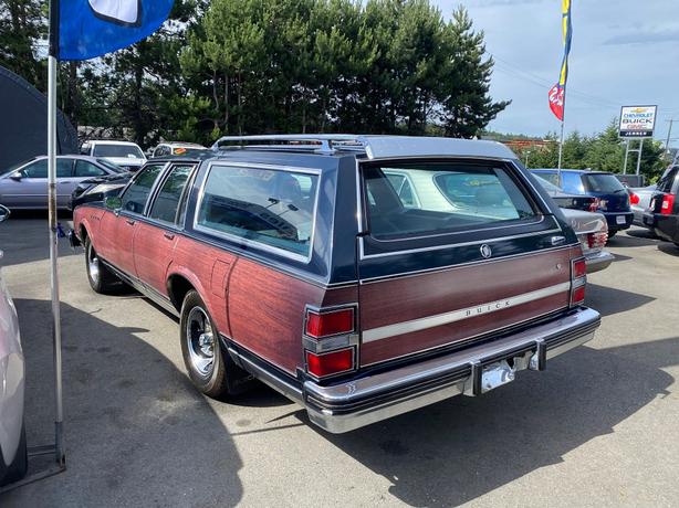 1980 Buick  LeSabre Estate wagon 5 passenger wagon image 6