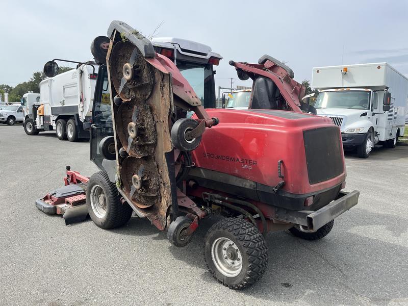 2012 Toro Groundsmaster 5910 Commercial Rotary Mower Diesel 4 wheel drive display photo