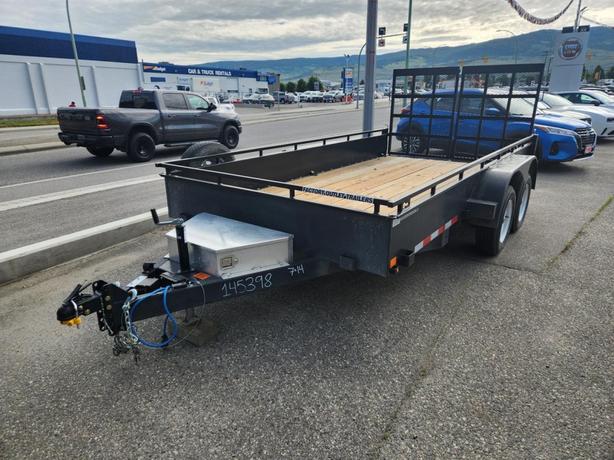 2024 canada trailer Vehicle Trailer image 1