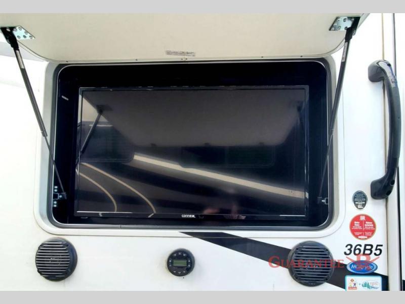 Used 2023 Forest River RV Georgetown 5 Series 36B5 display photo