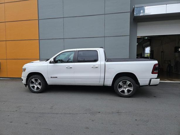 2019 RAM 1500 Sport 4x4 Crew Cab 5'7 Box | One Owner | No Accidents! image 3