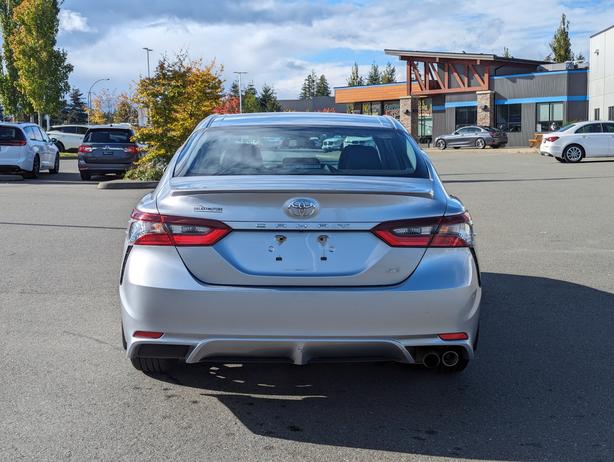 2022 Toyota Camry SE - No Accidents, Heated Seats/Steering Wheel image 7