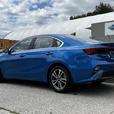 2023 Kia Forte GT-Line thumbnail image 7
