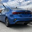 2023 Kia Forte GT-Line thumbnail image 8