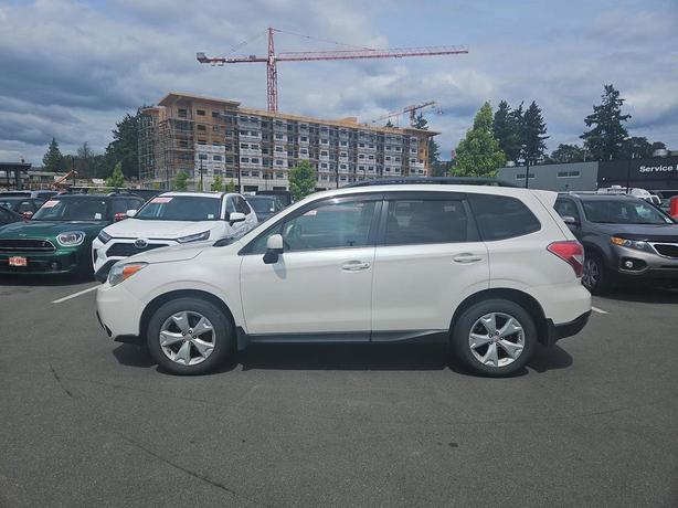 2015 Subaru Forester i Touring | Power Liftgate | Cruise Control! image 3