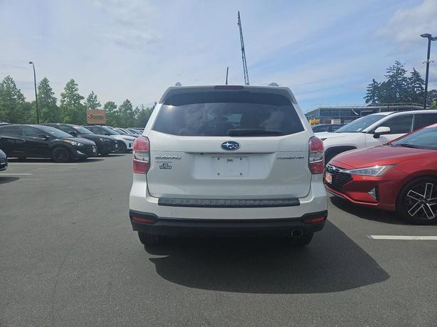 2015 Subaru Forester i Touring | Power Liftgate | Cruise Control! image 5