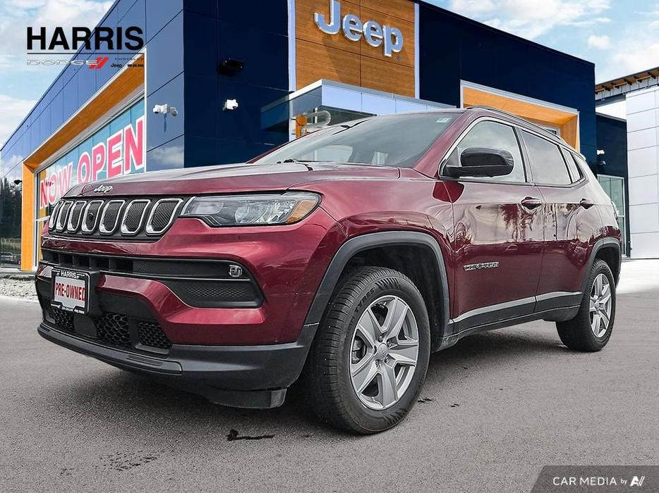 2022 Jeep Compass North 4x4 | GPS Navigation! display photo