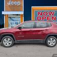 2022 Jeep Compass North 4x4 | GPS Navigation! thumbnail image 3