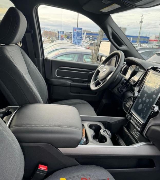 2024 RAM 3500 Big Horn AUTO, KEYLESS ENTRY, BACK UP CAMERA, BLUETOOTH, HEATED SE display photo